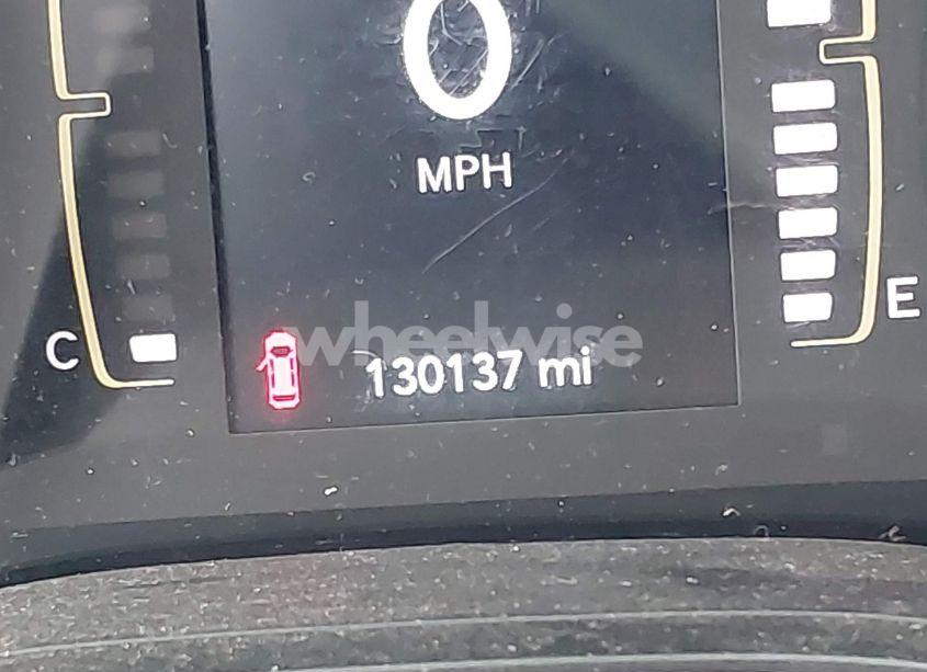 Photo 16 of 2020 Jeep Cherokee LATITUDE PLUS FWD (VIN 1C4PJLLB3LD543821)