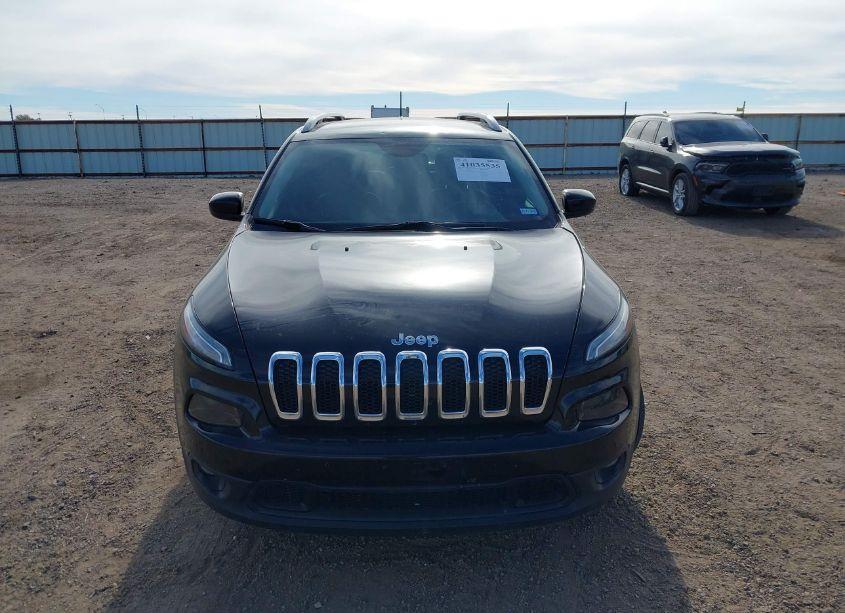 Photo 11 of 2018 Jeep Cherokee LATITUDE PLUS FWD (VIN 1C4PJLLB4JD511098)