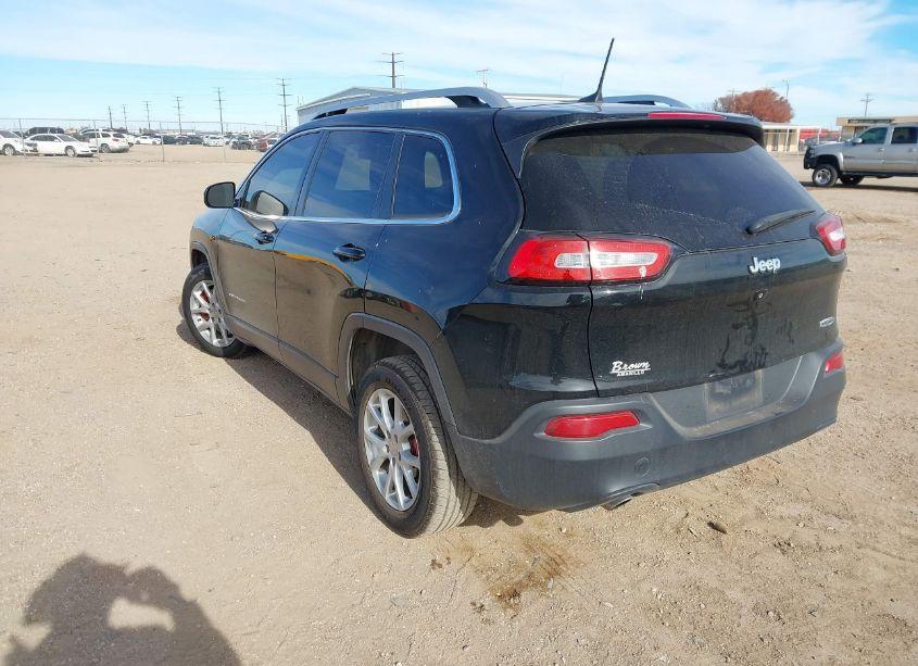 Photo 3 of 2018 Jeep Cherokee LATITUDE PLUS FWD (VIN 1C4PJLLB4JD511098)