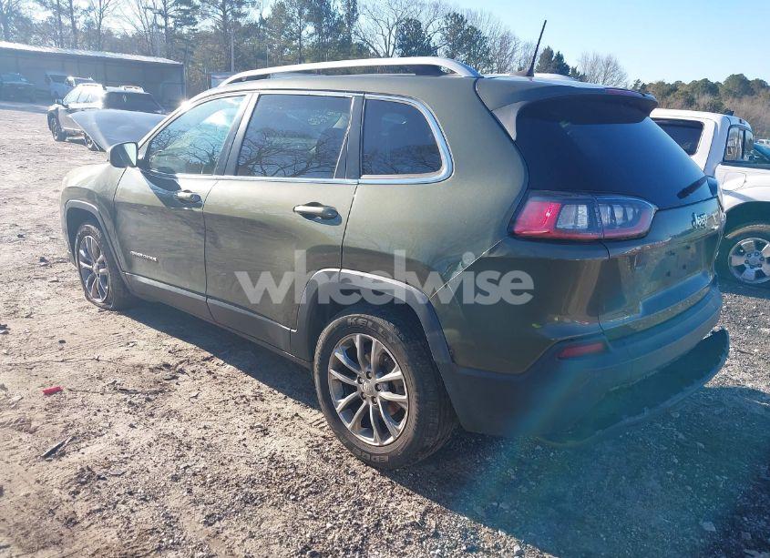 Photo 3 of 2019 Jeep Cherokee LATITUDE PLUS FWD (VIN 1C4PJLLB4KD110619)