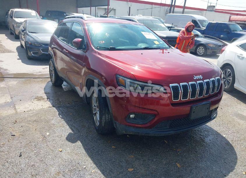 2019 Jeep Cherokee LATITUDE PLUS FWD (VIN 1C4PJLLB4KD130093) main photo