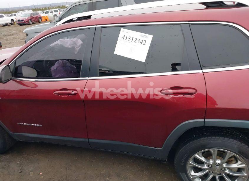 Photo 14 of 2019 Jeep Cherokee LATITUDE PLUS FWD (VIN 1C4PJLLB4KD226533)