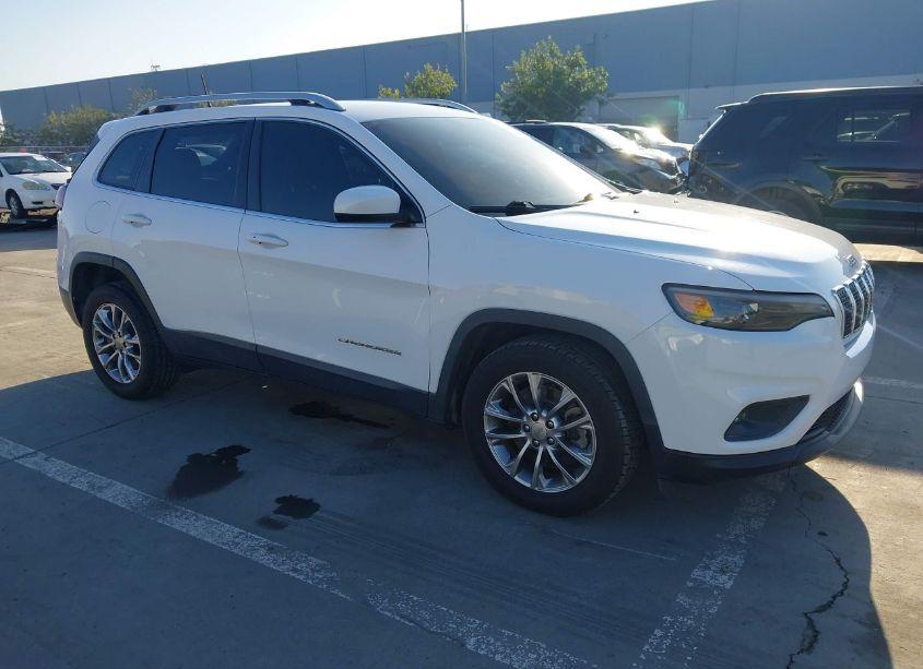 2019 Jeep Cherokee LATITUDE PLUS FWD (VIN 1C4PJLLB4KD240528) main photo