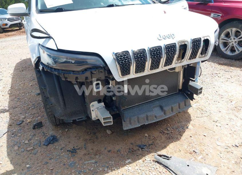 Photo 6 of 2019 Jeep Cherokee LATITUDE PLUS FWD (VIN 1C4PJLLB5KD263316)
