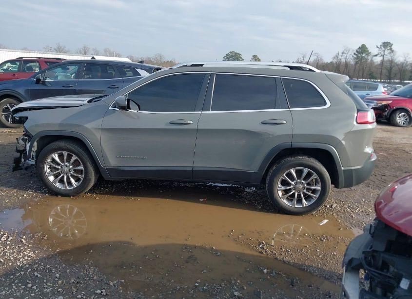 Photo 15 of 2019 Jeep Cherokee LATITUDE PLUS FWD (VIN 1C4PJLLB5KD346504)