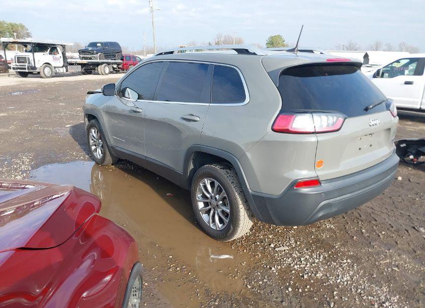 Photo 3 of 2019 Jeep Cherokee LATITUDE PLUS FWD (VIN 1C4PJLLB5KD346504)
