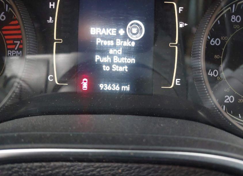 Photo 15 of 2019 Jeep Cherokee LATITUDE PLUS FWD (VIN 1C4PJLLB5KD404269)