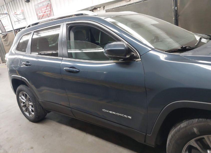 Photo 13 of 2020 Jeep Cherokee LATITUDE PLUS FWD (VIN 1C4PJLLB5LD542217)