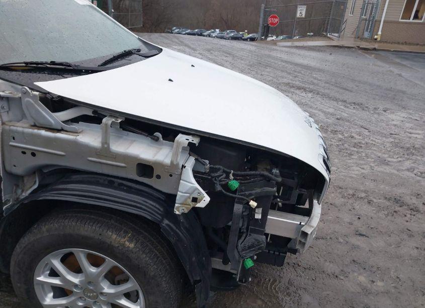 Photo 21 of 2018 Jeep Cherokee LATITUDE PLUS FWD (VIN 1C4PJLLB6JD584666)