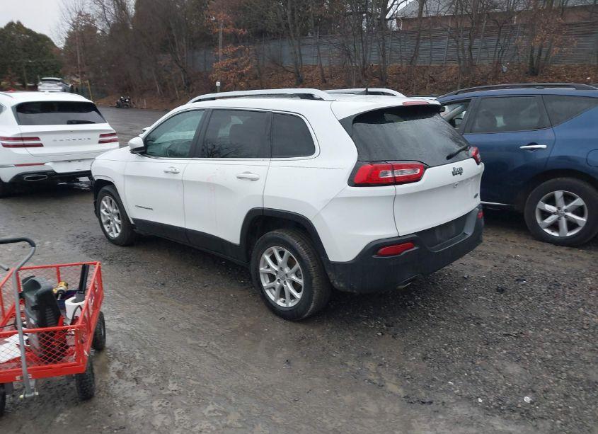 Photo 3 of 2018 Jeep Cherokee LATITUDE PLUS FWD (VIN 1C4PJLLB6JD584666)
