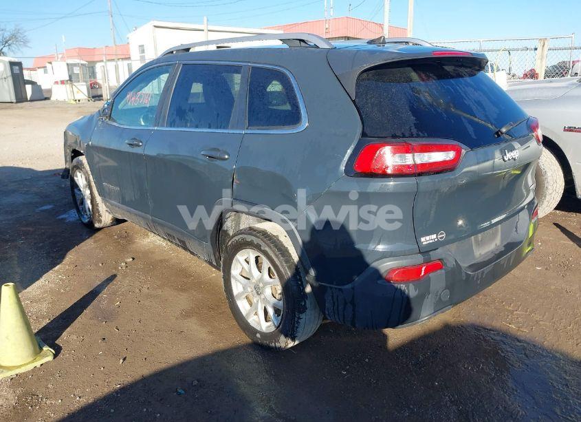 Photo 3 of 2018 Jeep Cherokee LATITUDE PLUS FWD (VIN 1C4PJLLB6JD611879)