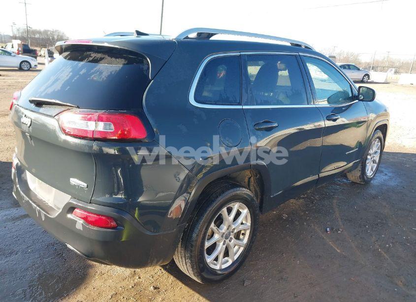Photo 4 of 2018 Jeep Cherokee LATITUDE PLUS FWD (VIN 1C4PJLLB6JD611879)