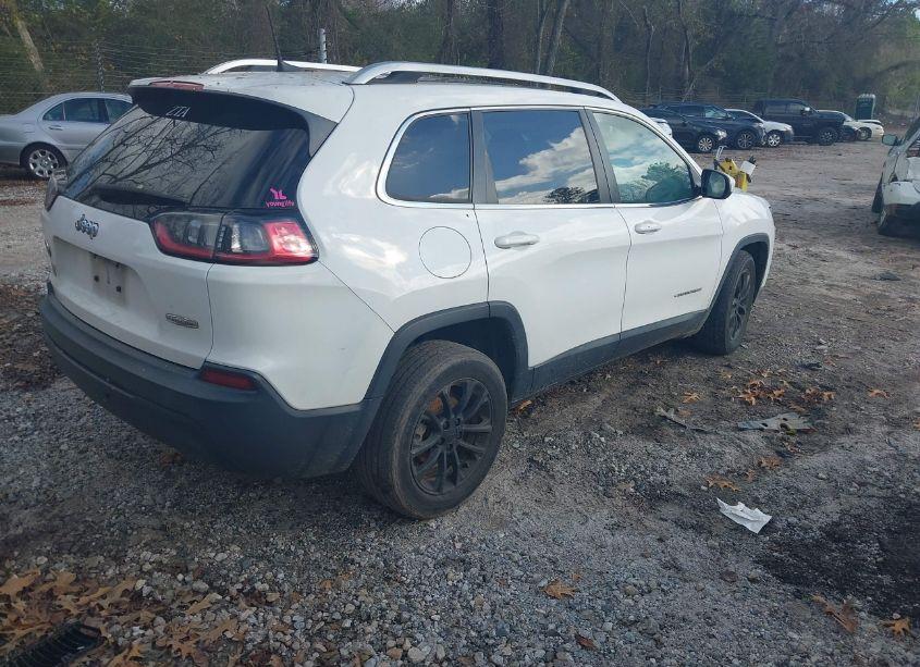 Photo 4 of 2019 Jeep Cherokee LATITUDE PLUS FWD (VIN 1C4PJLLB6KD146294)
