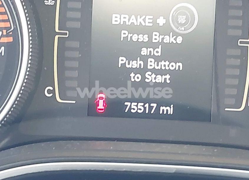 Photo 15 of 2019 Jeep Cherokee LATITUDE PLUS FWD (VIN 1C4PJLLB6KD154122)