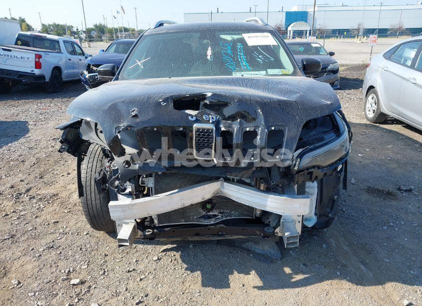 Photo 12 of 2019 Jeep Cherokee LATITUDE PLUS FWD (VIN 1C4PJLLB6KD184897)