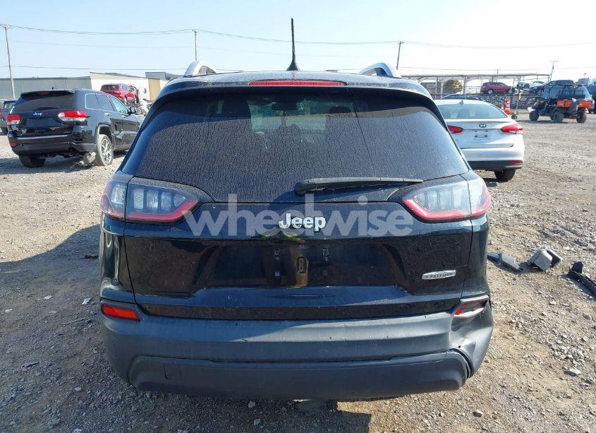 Photo 16 of 2019 Jeep Cherokee LATITUDE PLUS FWD (VIN 1C4PJLLB6KD184897)