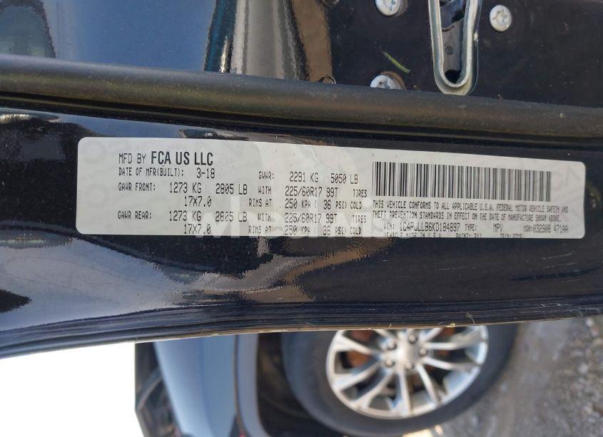 Photo 9 of 2019 Jeep Cherokee LATITUDE PLUS FWD (VIN 1C4PJLLB6KD184897)