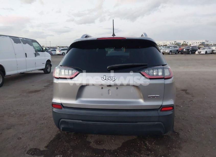 Photo 17 of 2019 Jeep Cherokee LATITUDE PLUS FWD (VIN 1C4PJLLB6KD186763)