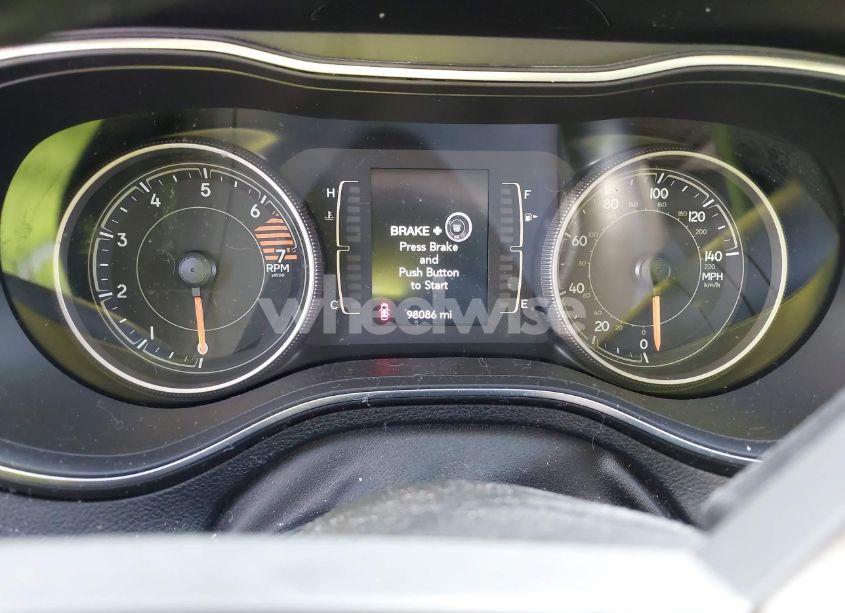 Photo 7 of 2019 Jeep Cherokee LATITUDE PLUS FWD (VIN 1C4PJLLB6KD247268)