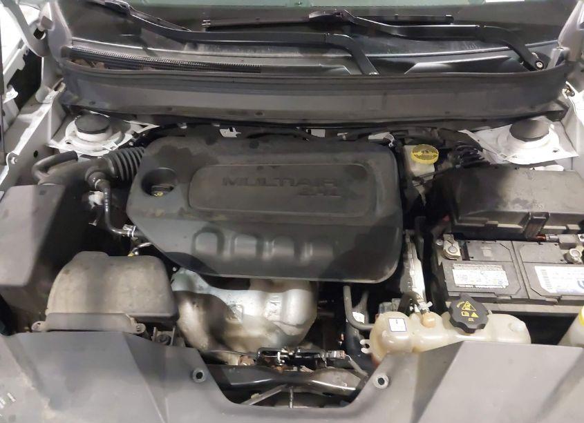 Photo 10 of 2020 Jeep Cherokee ALTITUDE FWD (VIN 1C4PJLLB6LD543800)