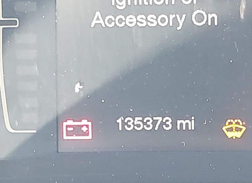 Photo 15 of 2018 Jeep Cherokee LATITUDE PLUS FWD (VIN 1C4PJLLB7JD552972)