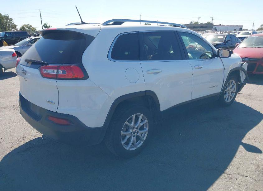 Photo 4 of 2018 Jeep Cherokee LATITUDE PLUS FWD (VIN 1C4PJLLB7JD552972)