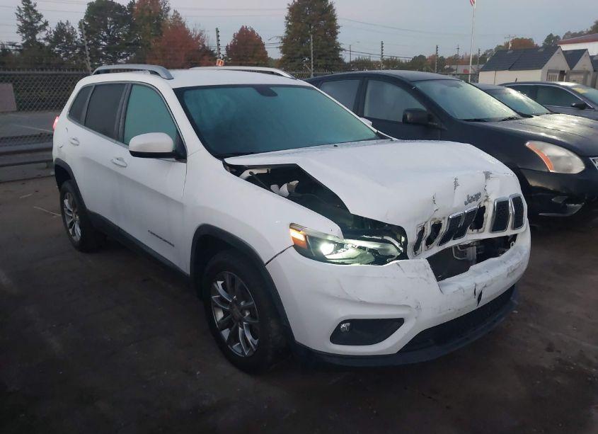 2019 Jeep Cherokee LATITUDE PLUS FWD (VIN 1C4PJLLB7KD110209) main photo