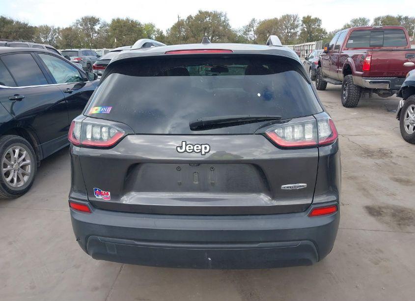 Photo 16 of 2019 Jeep Cherokee LATITUDE PLUS FWD (VIN 1C4PJLLB7KD132730)