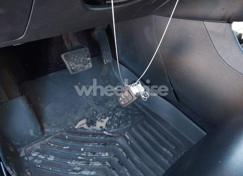 Photo 11 of 2019 Jeep Cherokee LATITUDE PLUS FWD (VIN 1C4PJLLB7KD178350)