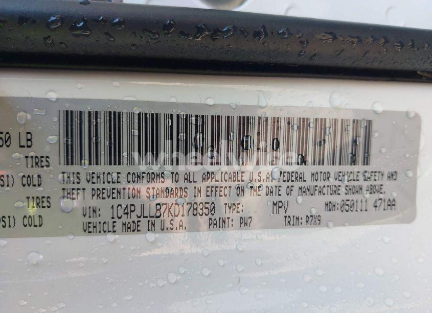 Photo 9 of 2019 Jeep Cherokee LATITUDE PLUS FWD (VIN 1C4PJLLB7KD178350)