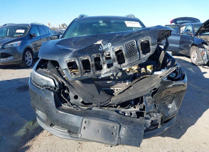 Photo 12 of 2019 Jeep Cherokee LATITUDE PLUS FWD (VIN 1C4PJLLB7KD274978)