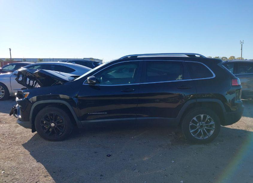 Photo 14 of 2019 Jeep Cherokee LATITUDE PLUS FWD (VIN 1C4PJLLB7KD274978)