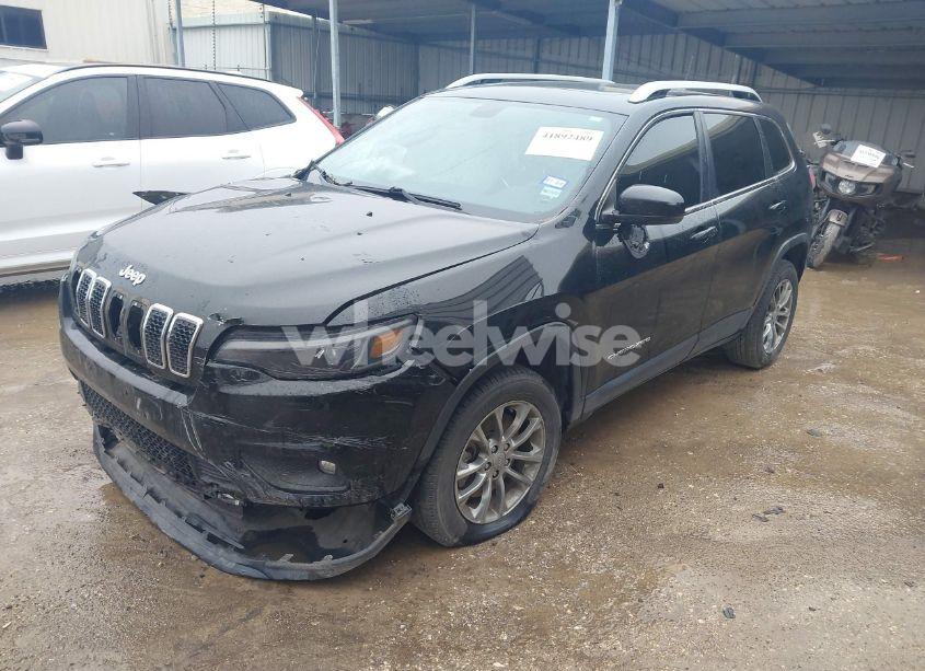 Photo 2 of 2020 Jeep Cherokee LATITUDE PLUS FWD (VIN 1C4PJLLB7LD541635)