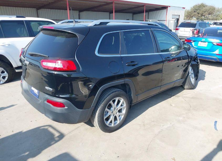 Photo 4 of 2018 Jeep Cherokee LATITUDE PLUS FWD (VIN 1C4PJLLB8JD510794)