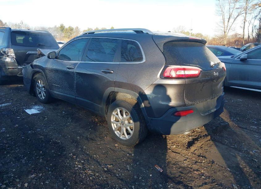 Photo 3 of 2018 Jeep Cherokee LATITUDE PLUS FWD (VIN 1C4PJLLB8JD553726)