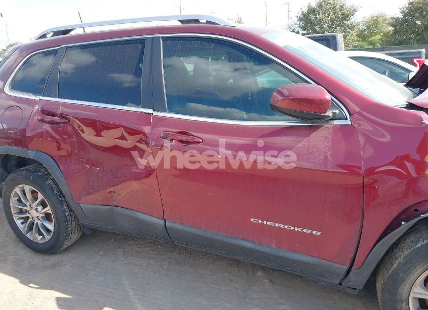 Photo 13 of 2019 Jeep Cherokee LATITUDE PLUS FWD (VIN 1C4PJLLB8KD205121)