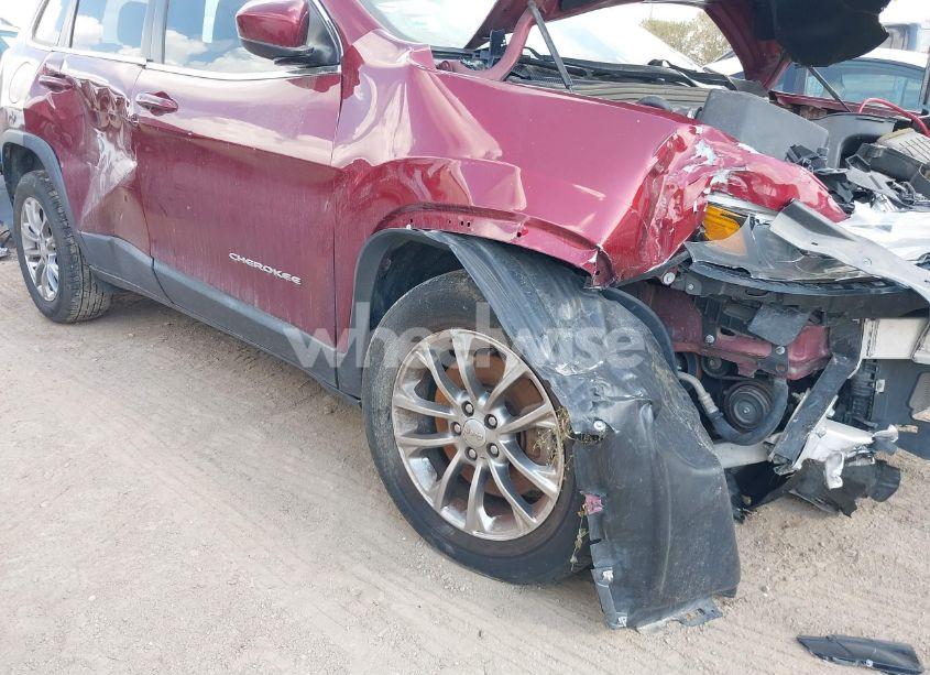 Photo 6 of 2019 Jeep Cherokee LATITUDE PLUS FWD (VIN 1C4PJLLB8KD205121)