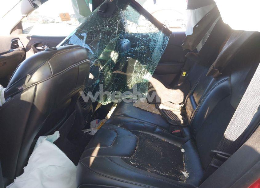 Photo 8 of 2019 Jeep Cherokee LATITUDE PLUS FWD (VIN 1C4PJLLB8KD246932)