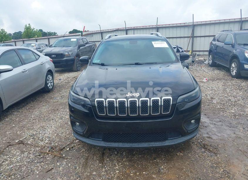 Photo 12 of 2019 Jeep Cherokee LATITUDE PLUS FWD (VIN 1C4PJLLB8KD313237)
