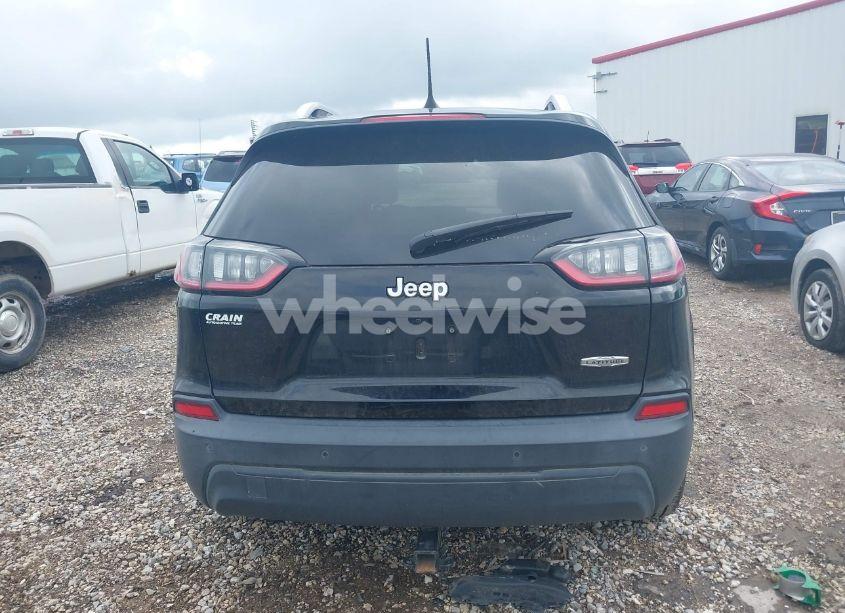 Photo 16 of 2019 Jeep Cherokee LATITUDE PLUS FWD (VIN 1C4PJLLB8KD313237)