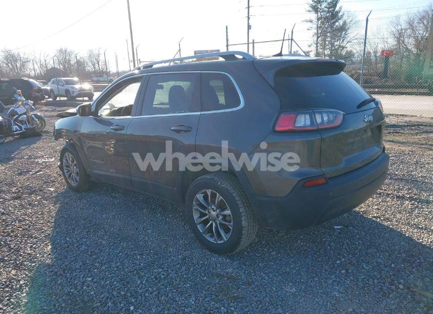 Photo 3 of 2019 Jeep Cherokee LATITUDE PLUS FWD (VIN 1C4PJLLB8KD405819)