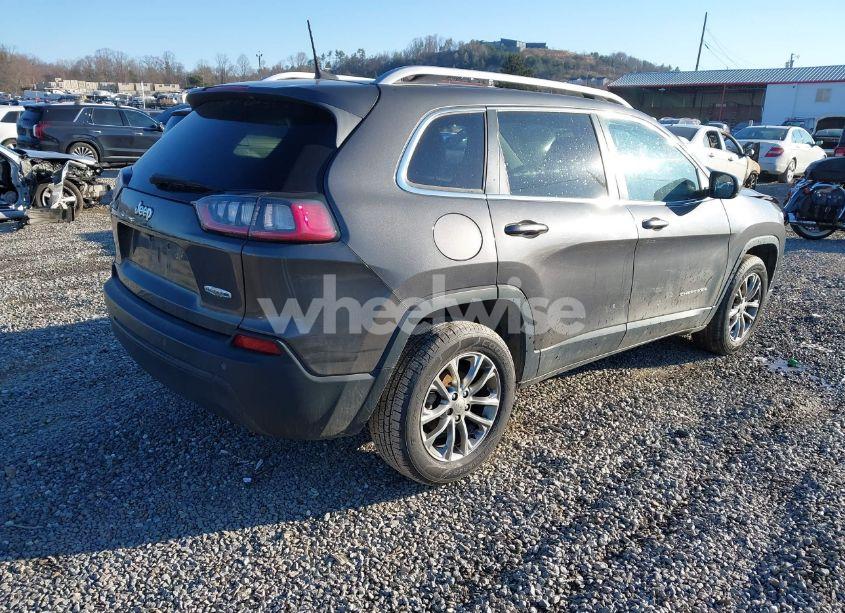 Photo 4 of 2019 Jeep Cherokee LATITUDE PLUS FWD (VIN 1C4PJLLB8KD405819)