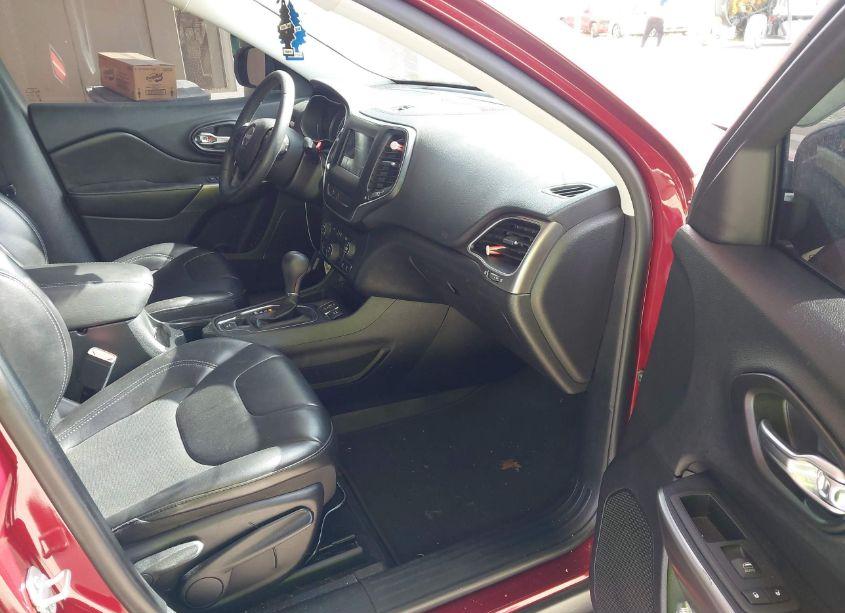 Photo 5 of 2020 Jeep Cherokee LATITUDE PLUS FWD (VIN 1C4PJLLB8LD548139)