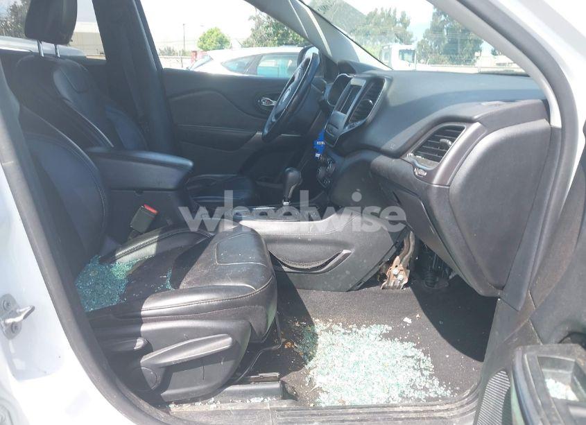 Photo 5 of 2020 Jeep Cherokee LATITUDE PLUS FWD (VIN 1C4PJLLB8LD614964)