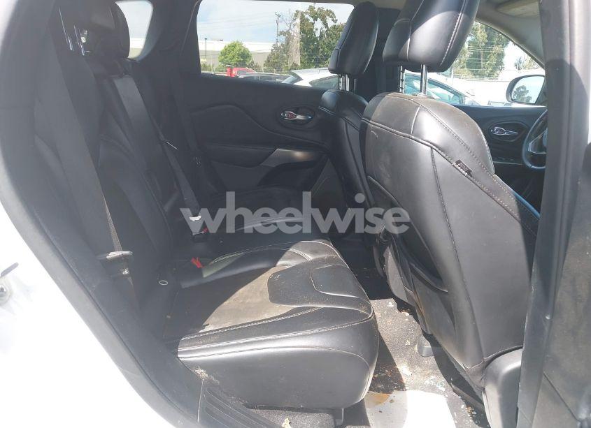 Photo 8 of 2020 Jeep Cherokee LATITUDE PLUS FWD (VIN 1C4PJLLB8LD614964)