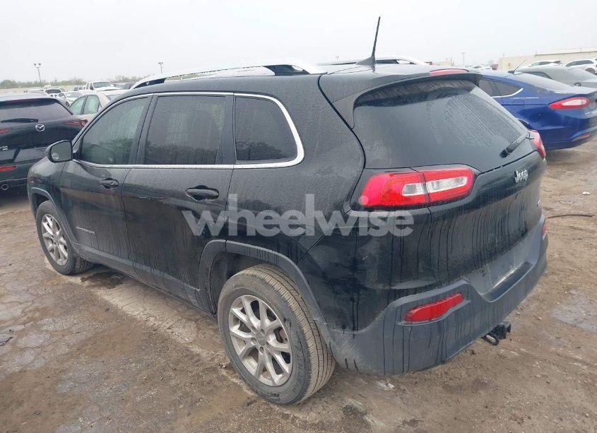 Photo 3 of 2018 Jeep Cherokee LATITUDE PLUS FWD (VIN 1C4PJLLB9JD509931)