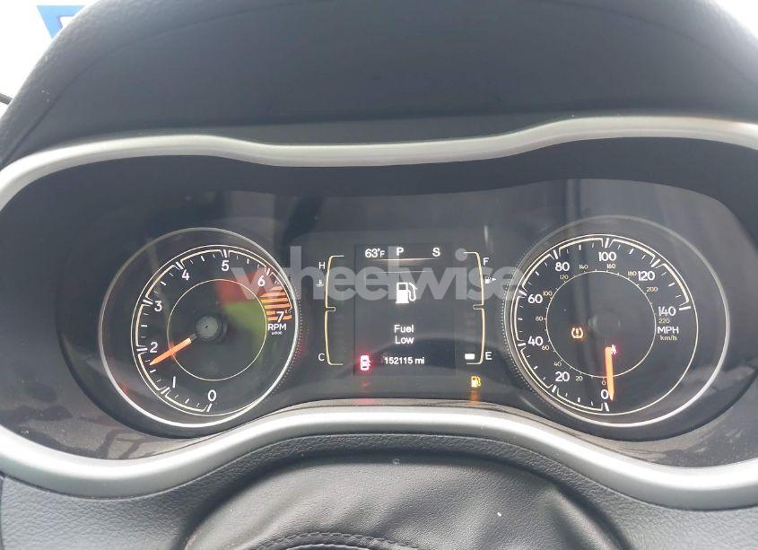 Photo 7 of 2018 Jeep Cherokee LATITUDE PLUS FWD (VIN 1C4PJLLB9JD509931)