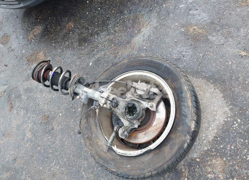 Photo 12 of 2018 Jeep Cherokee LATITUDE PLUS FWD (VIN 1C4PJLLB9JD520010)