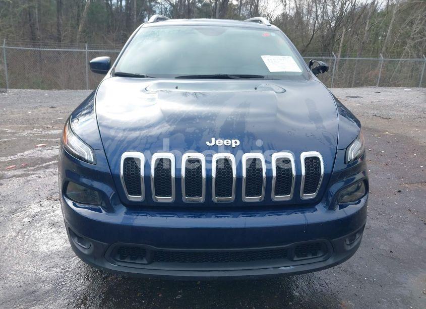 Photo 13 of 2018 Jeep Cherokee LATITUDE PLUS FWD (VIN 1C4PJLLB9JD520010)