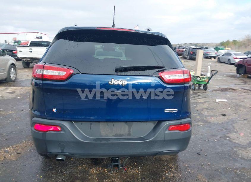 Photo 17 of 2018 Jeep Cherokee LATITUDE PLUS FWD (VIN 1C4PJLLB9JD520010)